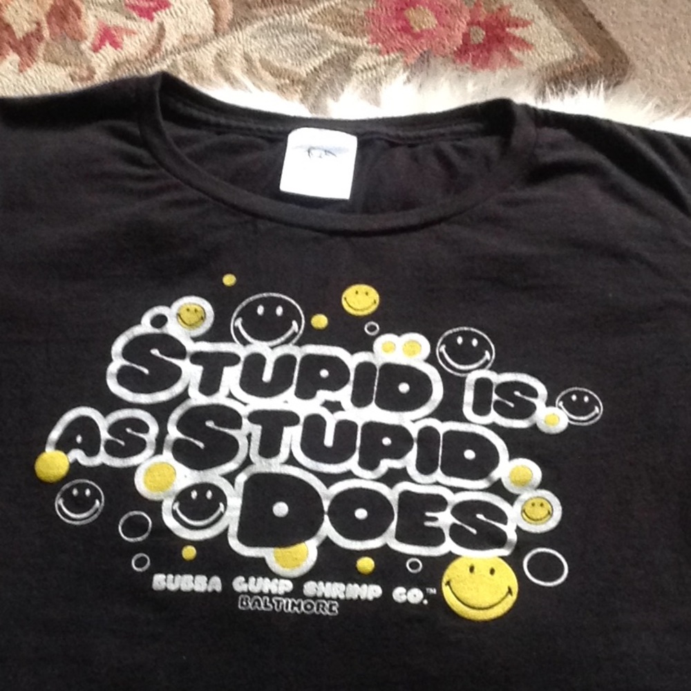 T Shirt - Bubba Gump - Stupid Is...  Sz S/M